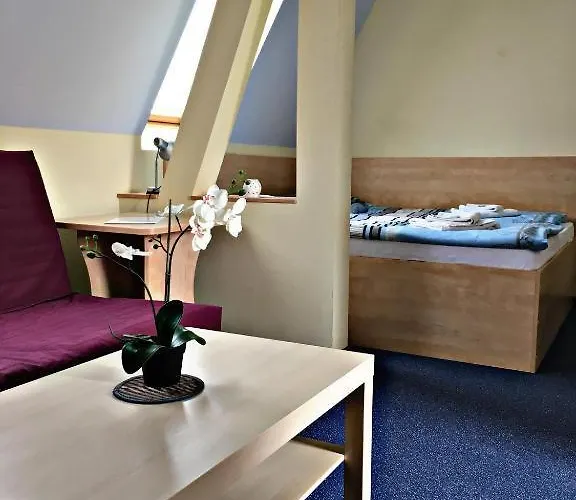 ホテル Nautico Hotel, Restaurace & Wellness 3*