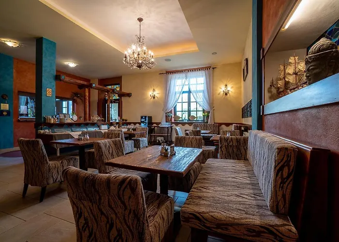 ホテル Nautico Hotel, Restaurace & Wellness 3*